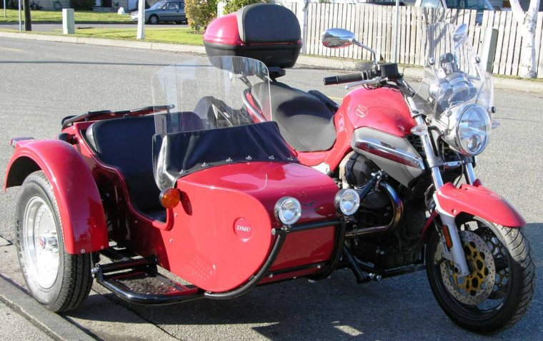 Трицикл Sidecar