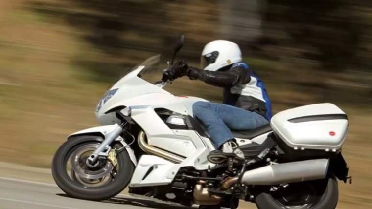 Эндуро Гранд Туризмо