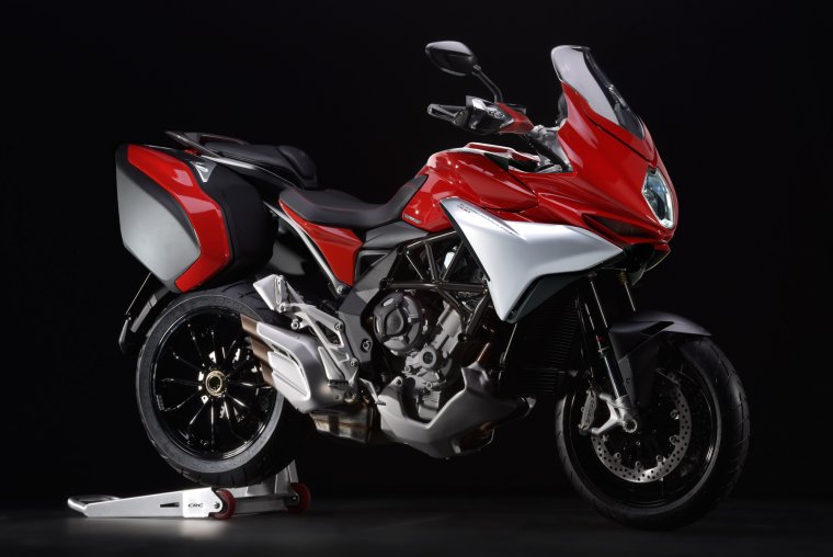 MV Agusta Turismo veloce vs