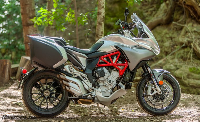 Дукати Гранд Туризмо