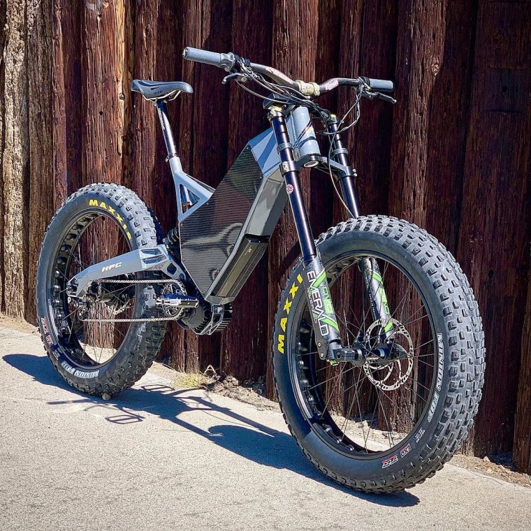 Фэтбайк даунхилл