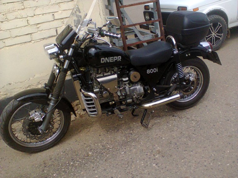 Мотоцикл Урал и Днепр одиночка