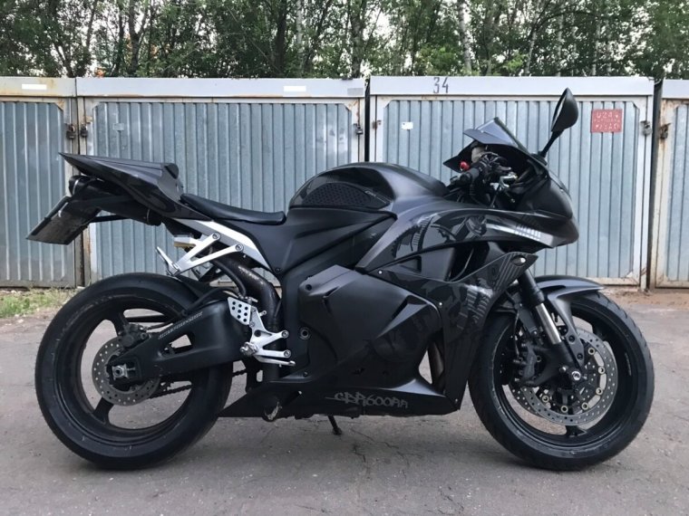 Honda cbr600rr Black