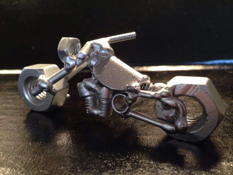 Мотоцикл из проволоки