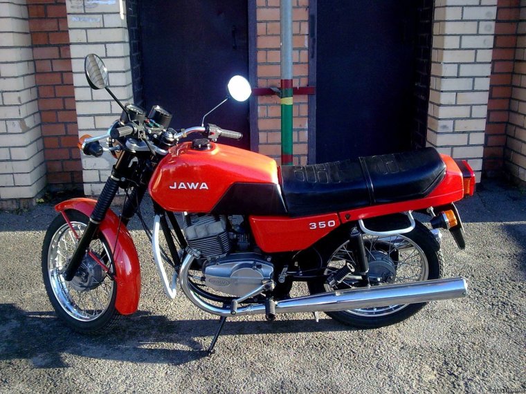 Ява 638 красный металлик