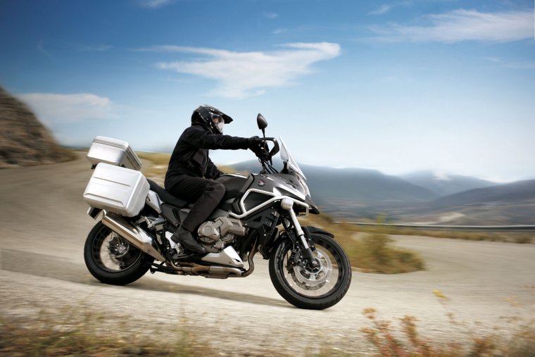 Honda мотоцикл турэндуро