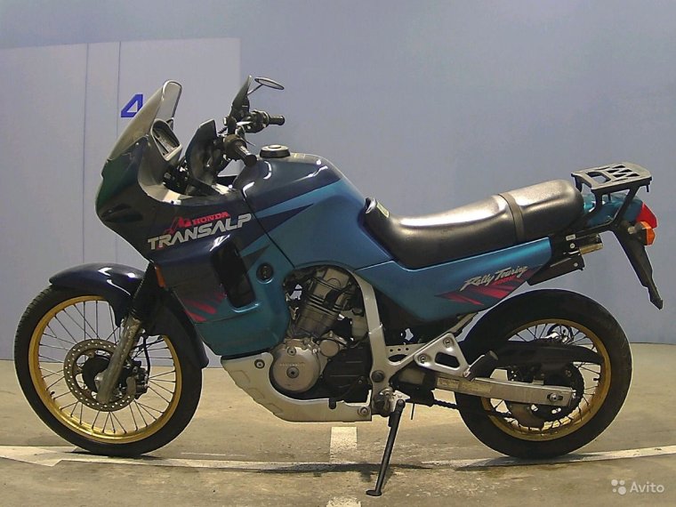Мотоцикл Honda Transalp 400