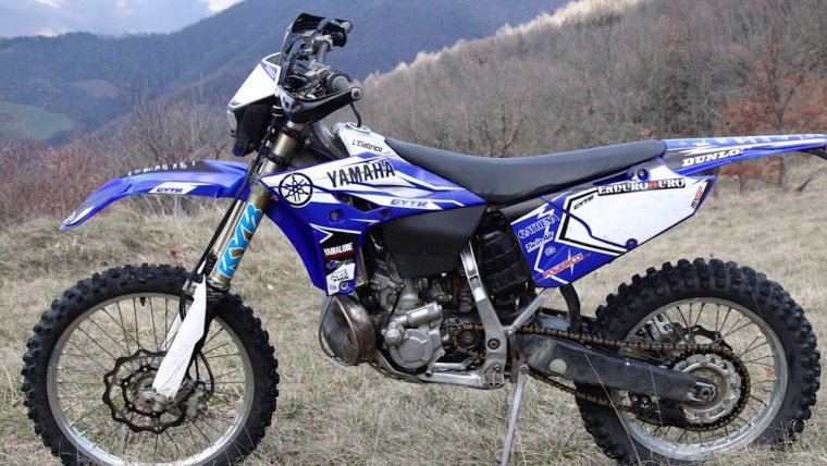 Мотоцикл Ямаха эндуро 250