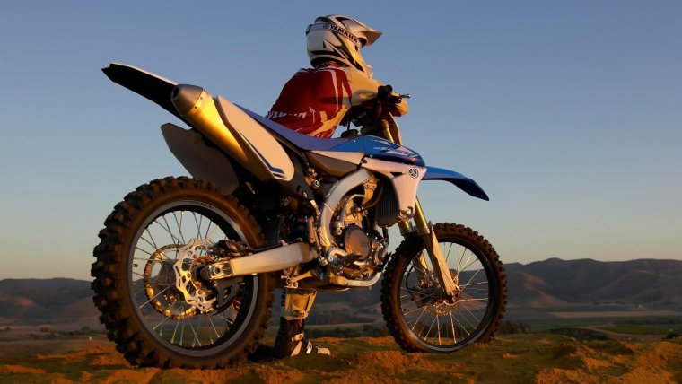 Мотоцикл Yamaha yz450f