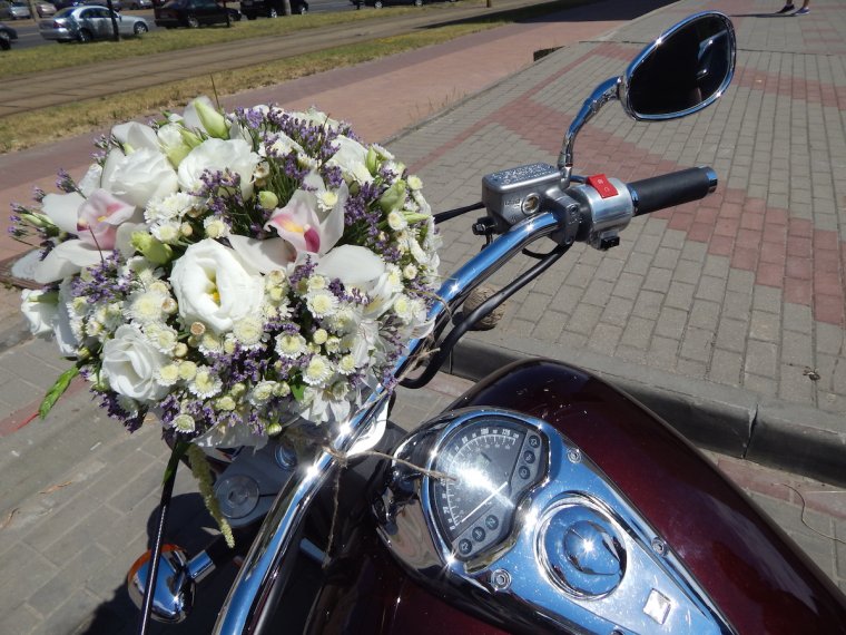 Мото с цветами