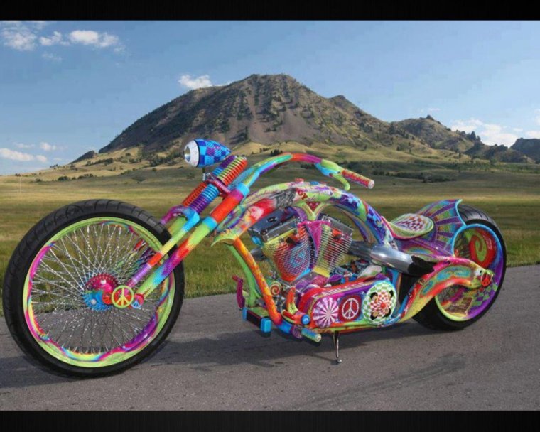 Разноцветный мотоцикл