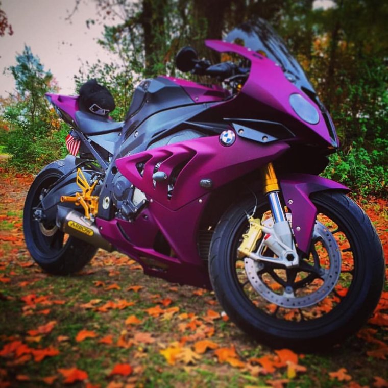 BMW s1000rr фиолетовый