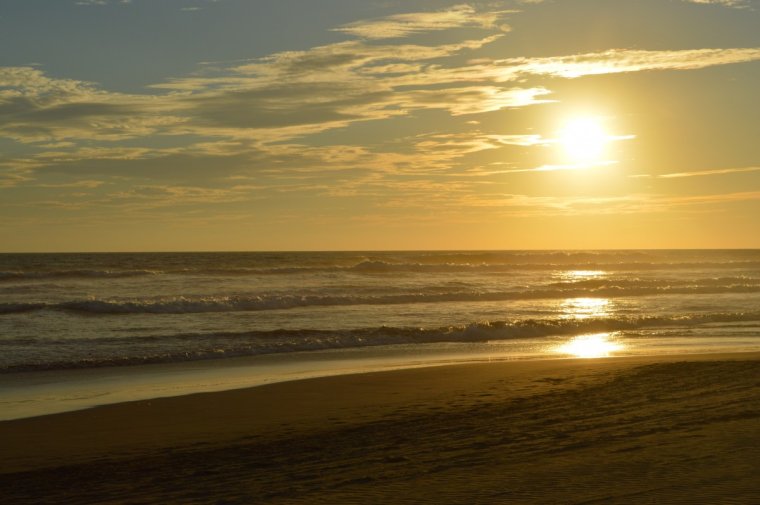 Рассвет на море