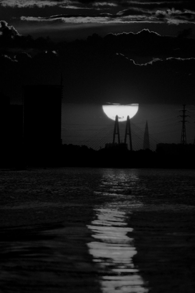 Черный закат