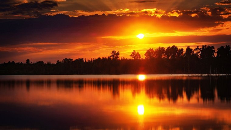 Красивый летний закат