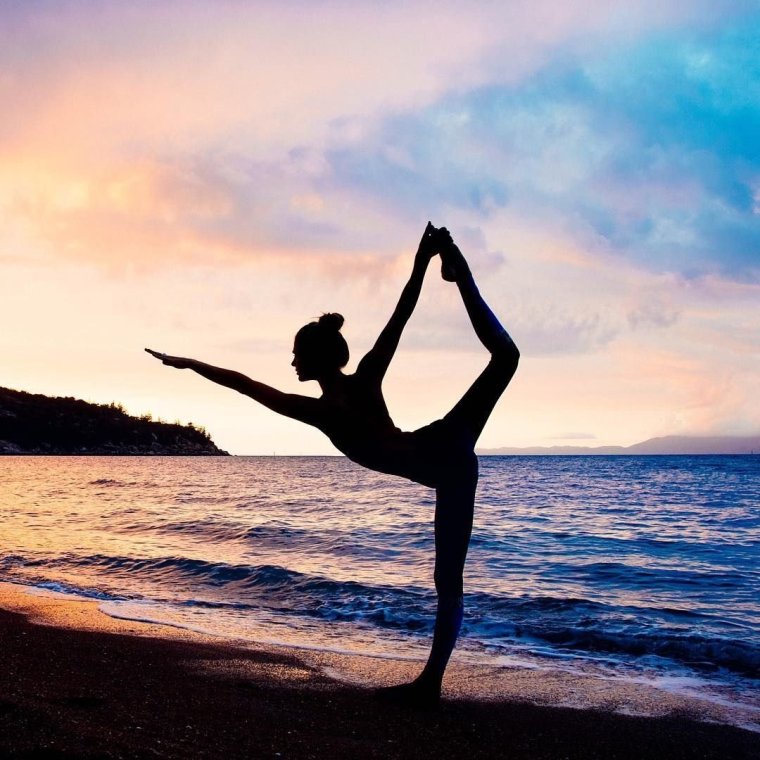 Шпагат на море