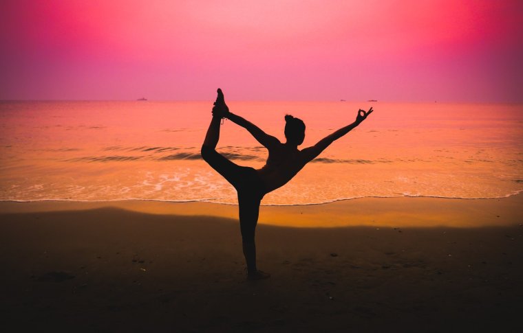 Девушка на закате