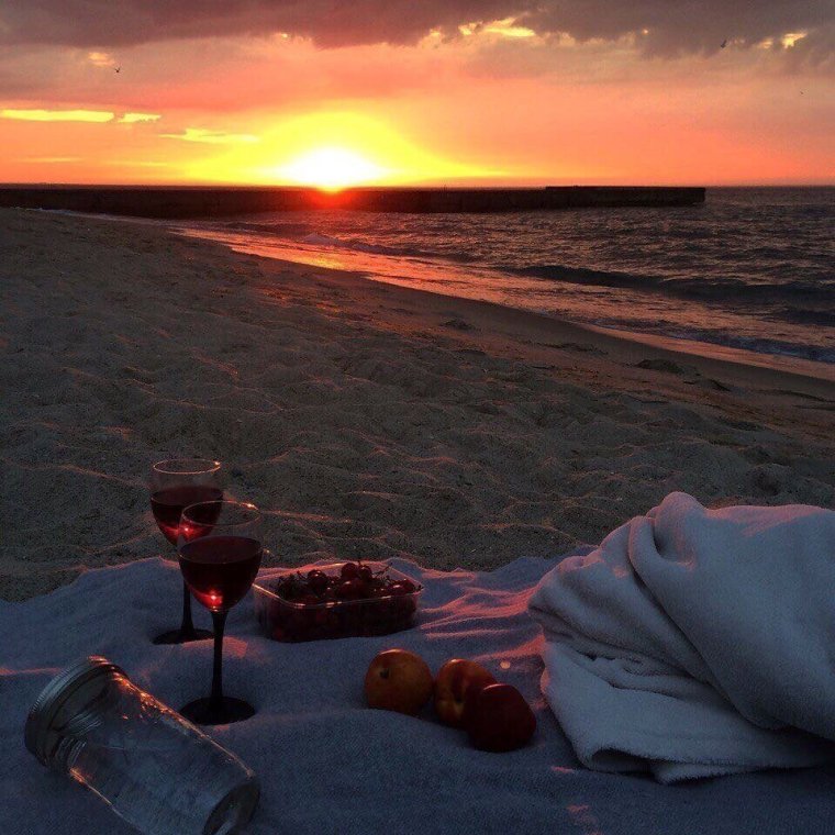 Романтический вечер у моря