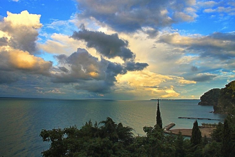 Абхазия Гагра закат