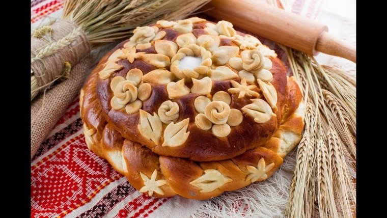 Свадебный каравай для молодоженов