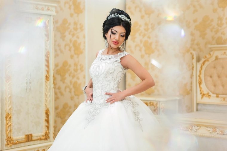 Miss Kamilla Toy liboslari