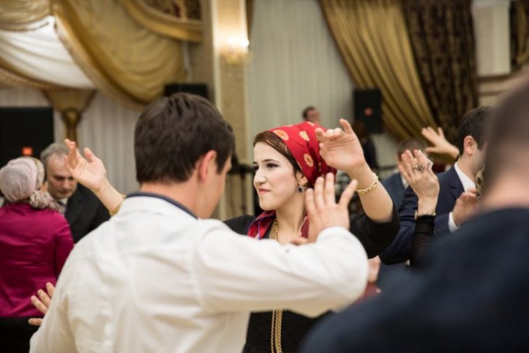Свадебное платье на горе