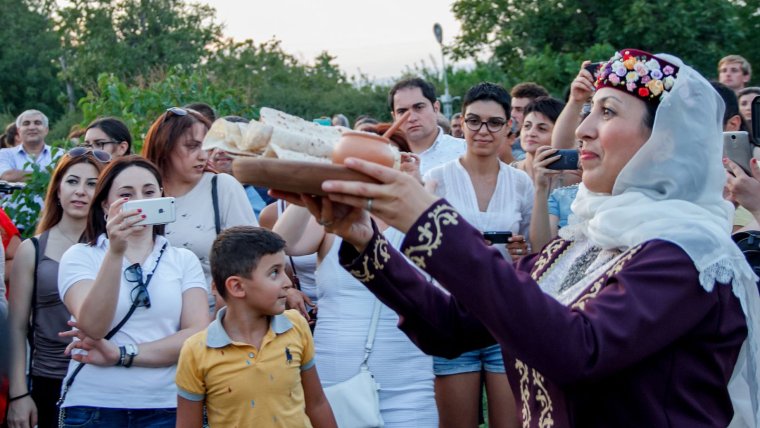 Армянская свадьба жених и невеста