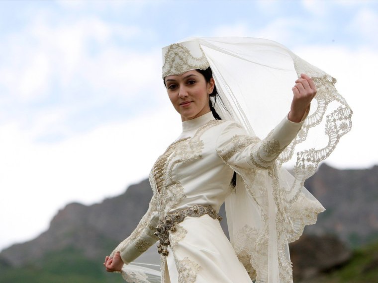 Осетинская певица Зарина