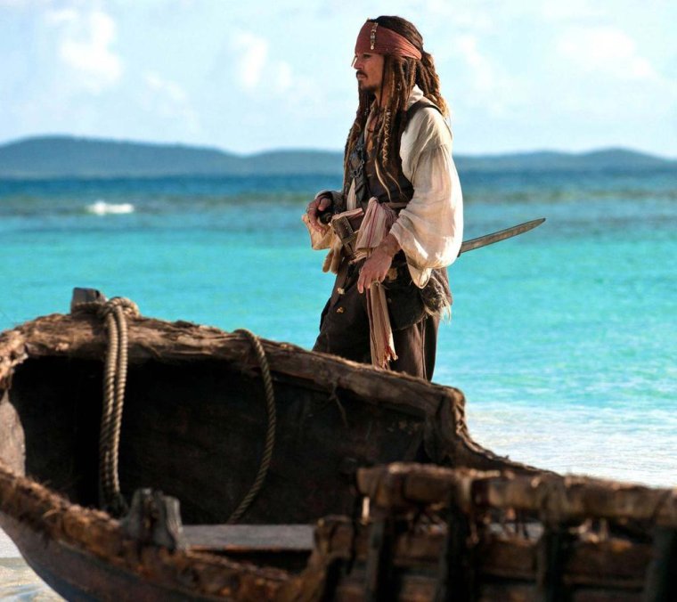 Капитан Барбосса мертвец