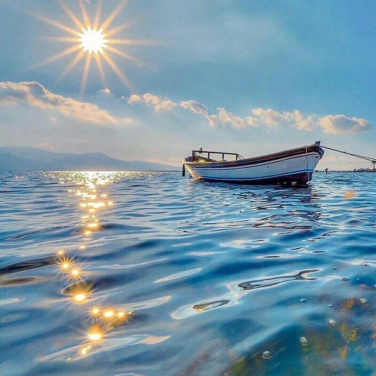 Утро на море