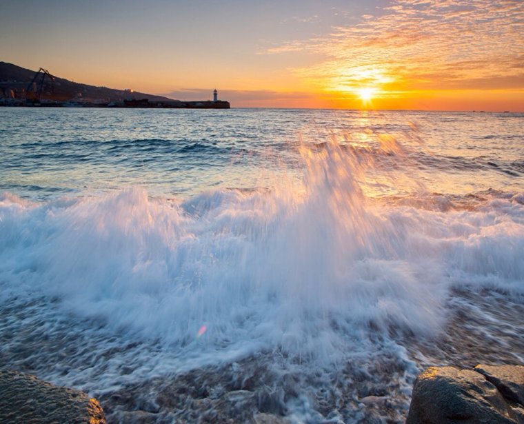 Рассвет на море