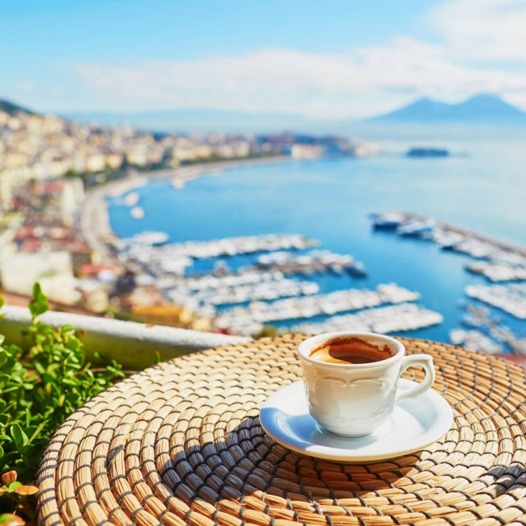 Кофе и море