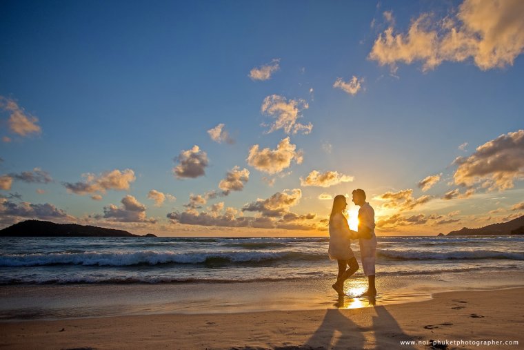 Влюбленные в белом