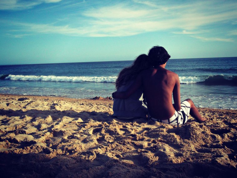 Влюбленная пара на Мальдивах