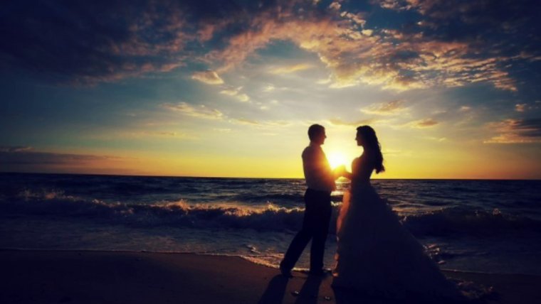 Страсть на берегу моря