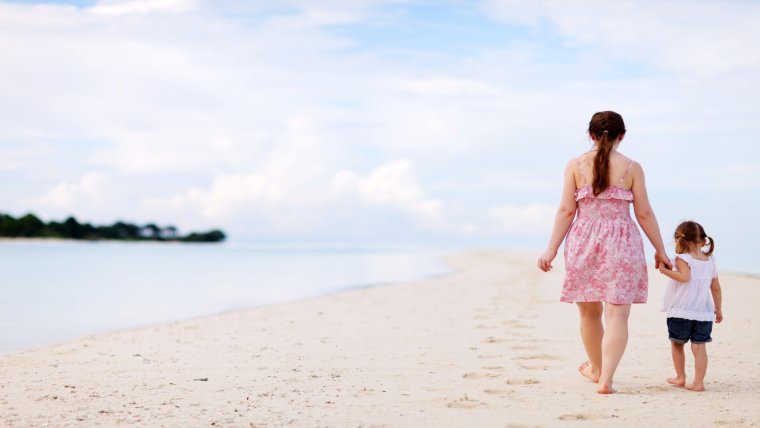 Счастливые мать и дочь