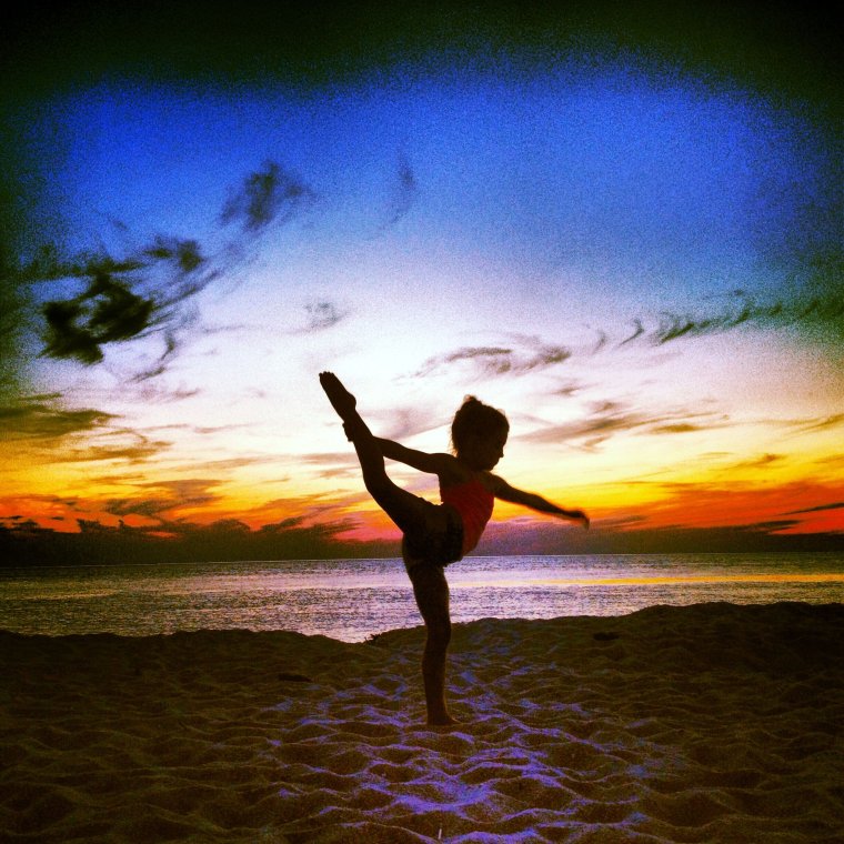 Портреты танцоров и гимнасток на улицах от Димитрия роулланда