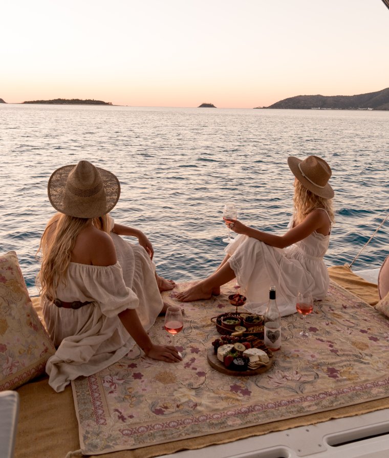 Фотосессия пикник на море