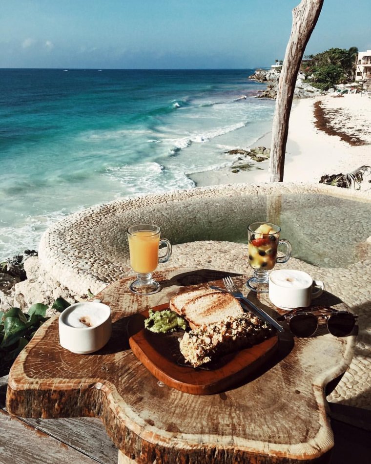 Завтрак на побережье