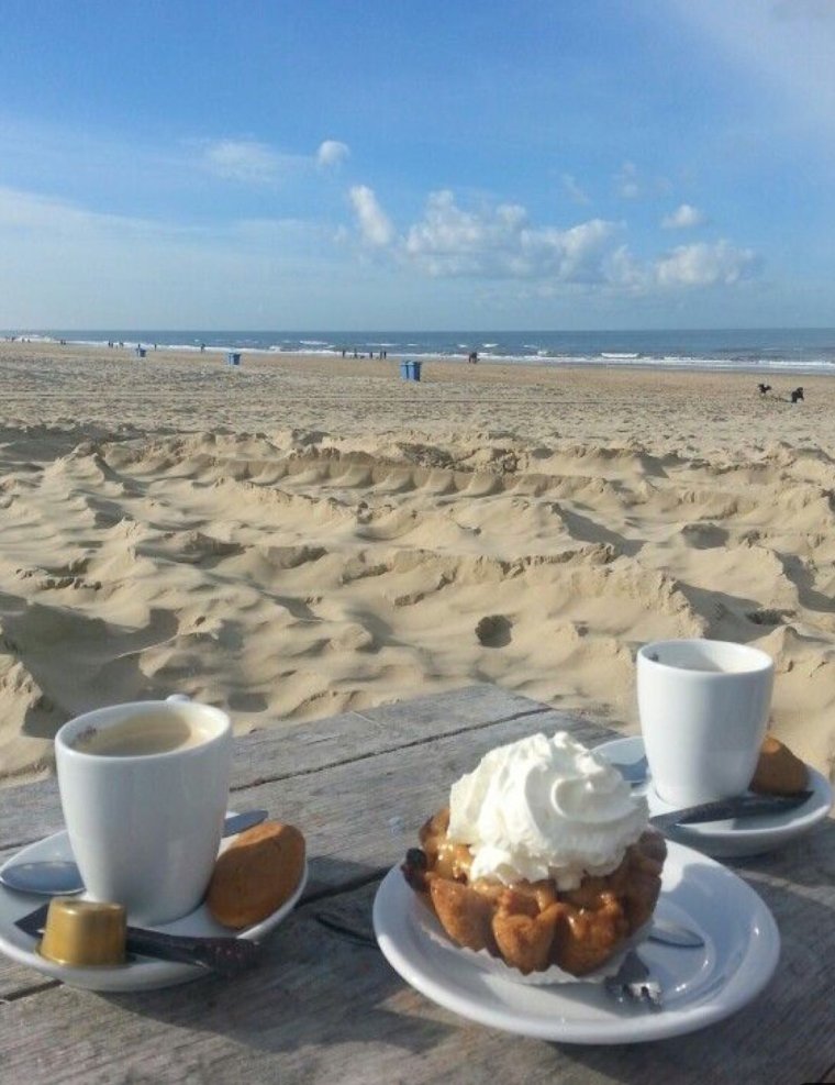 Кофе на берегу