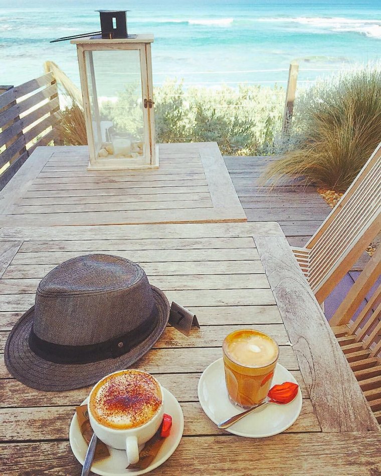 Утро на море