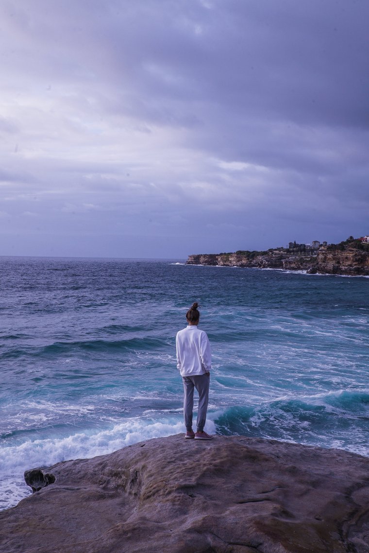 Люди на море