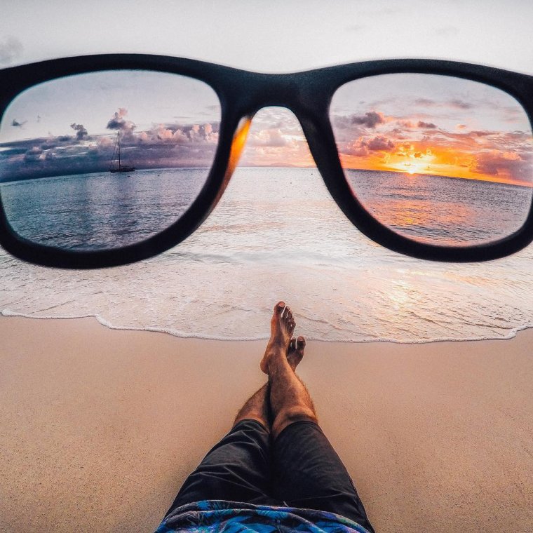 Подруги на море