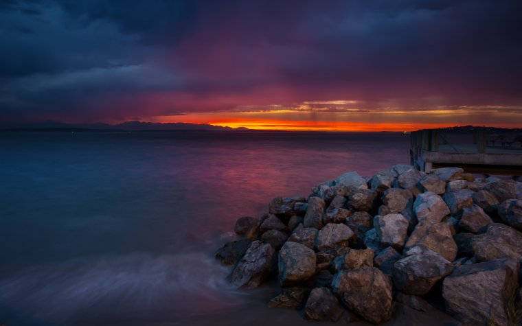 Восход на море