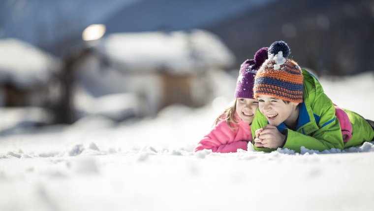 Семья зимой