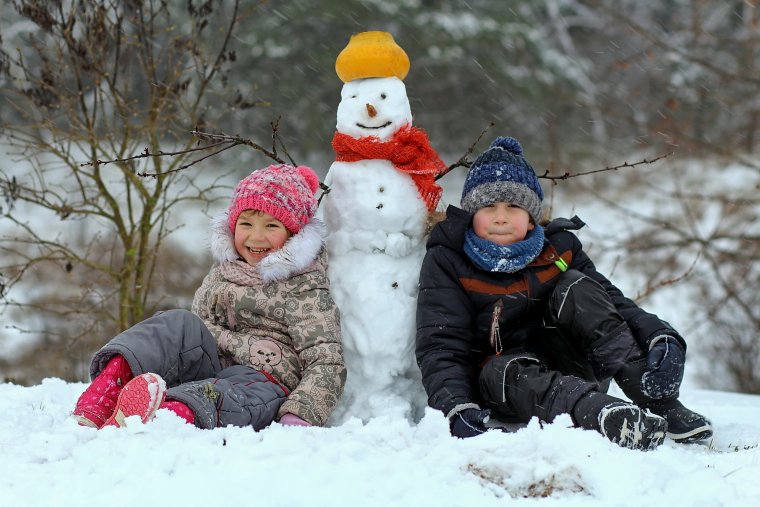 Зимние развлечения на улице