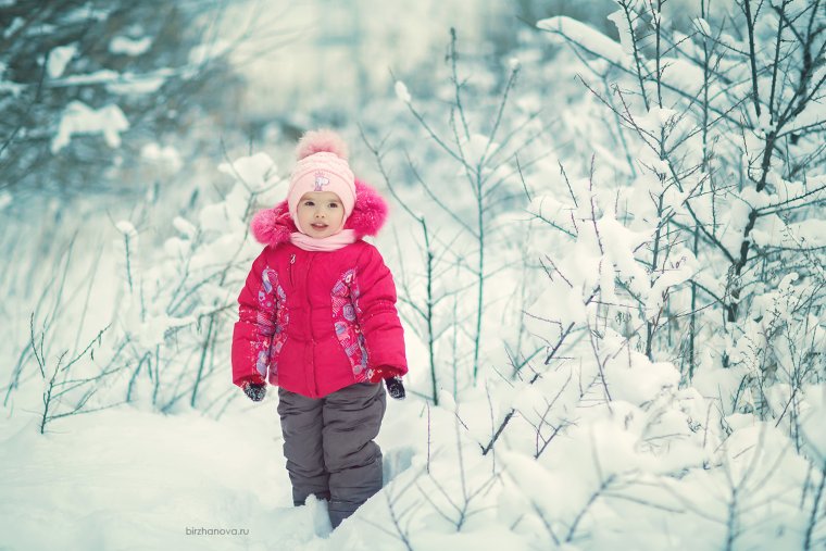 Как красиво сфотографировать детей зимой