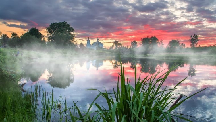 Рассвет на реке