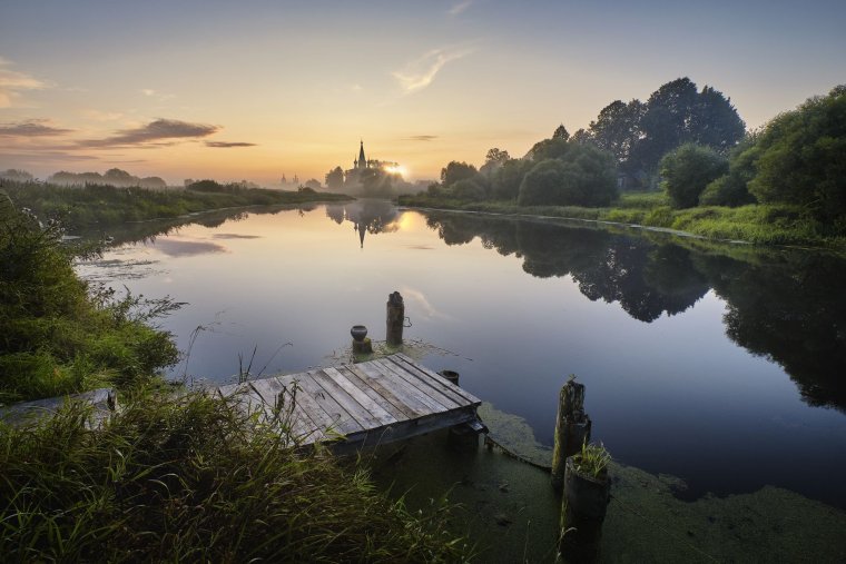 Река мостки рассвет деревня