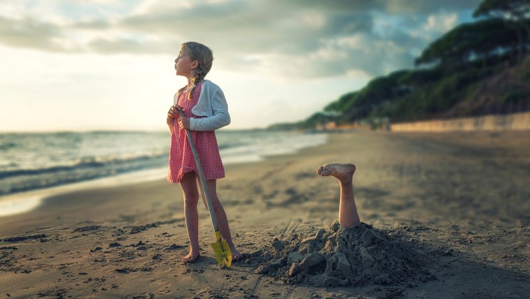 Дети летом на море